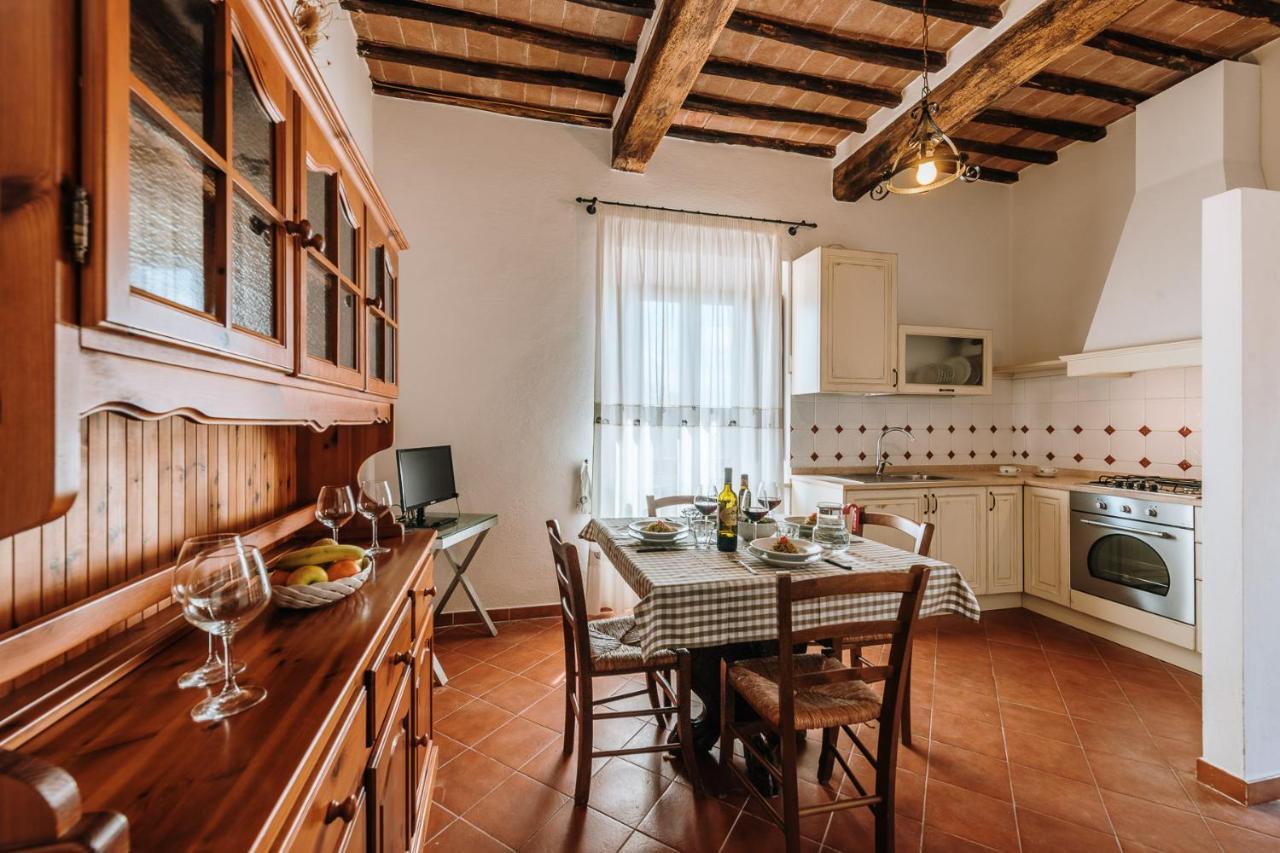 Borgo Villa A Sesta San Gusme Экстерьер фото