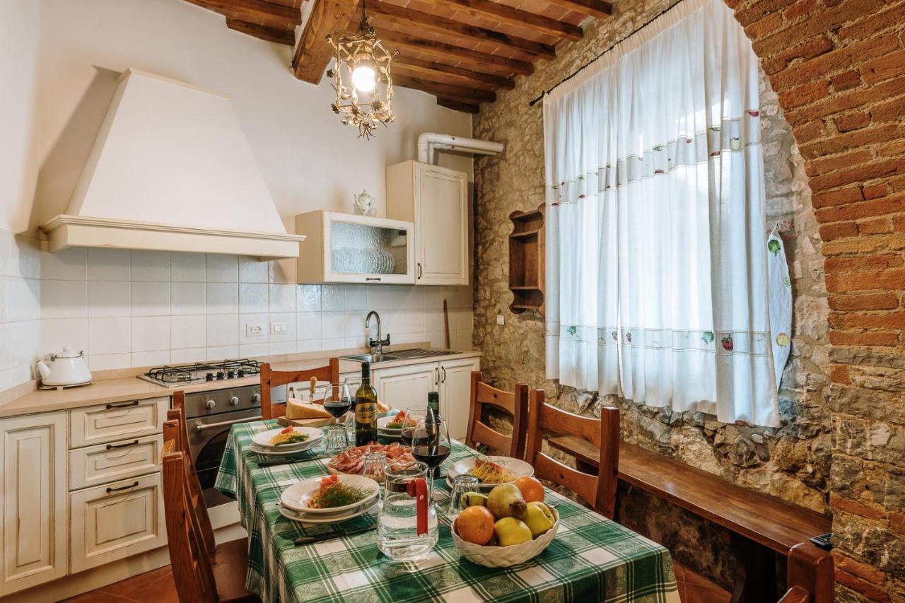 Borgo Villa A Sesta San Gusme Экстерьер фото
